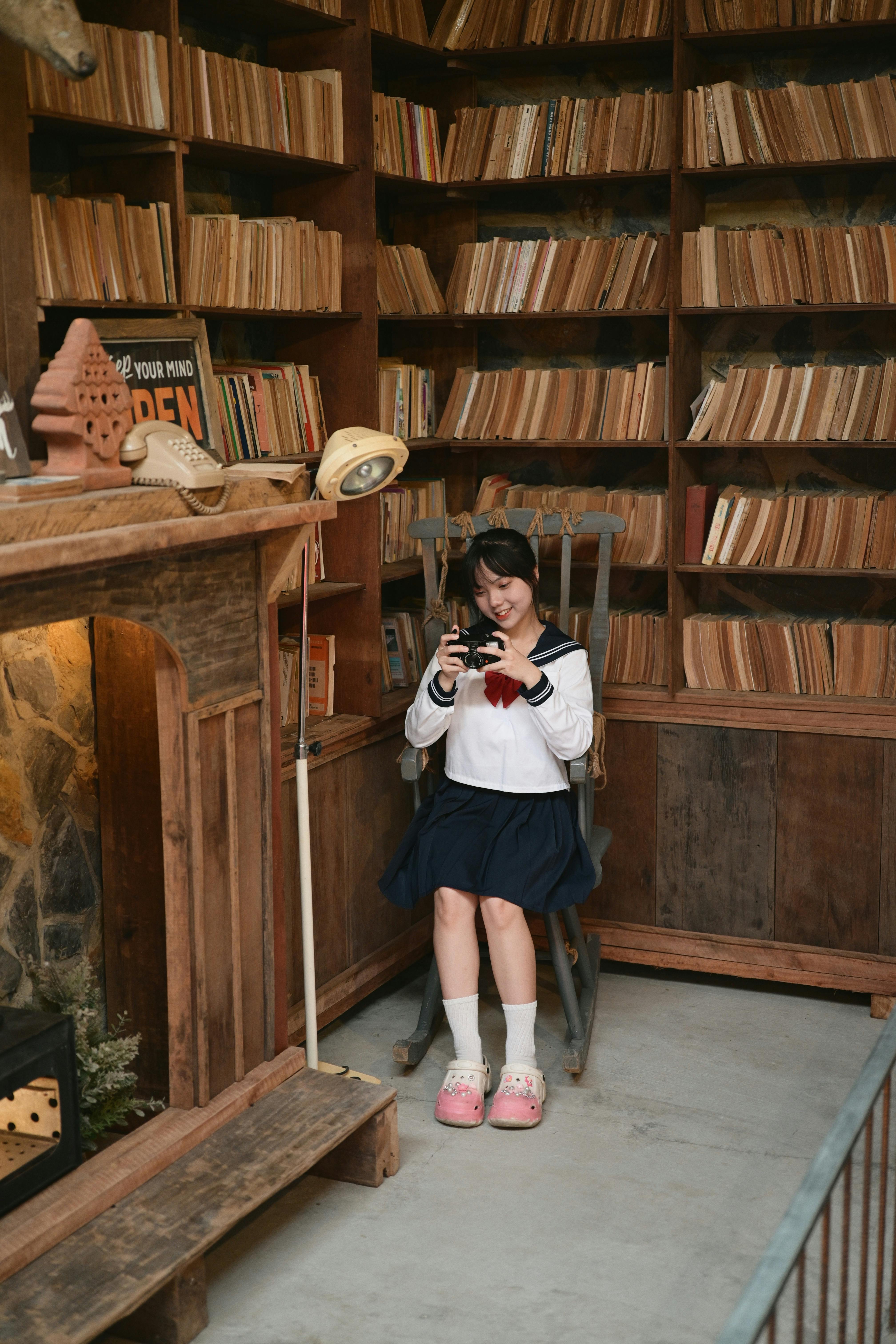 Việt Anh Nguyễn 往期作品：清冷底气与热烈外显的反差